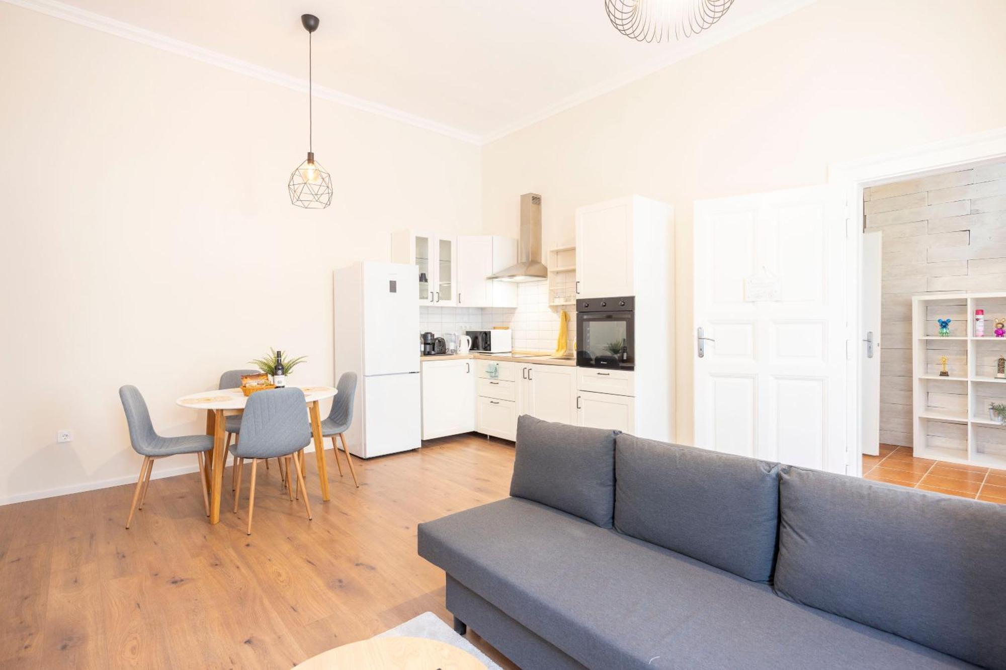 Lovely Central Apartment By Julia Budapest Luaran gambar